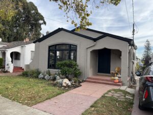 Home 28 Oakland house painting services – Grand Lake Craftsman repainted with warm greige walls and semi-gloss black trim